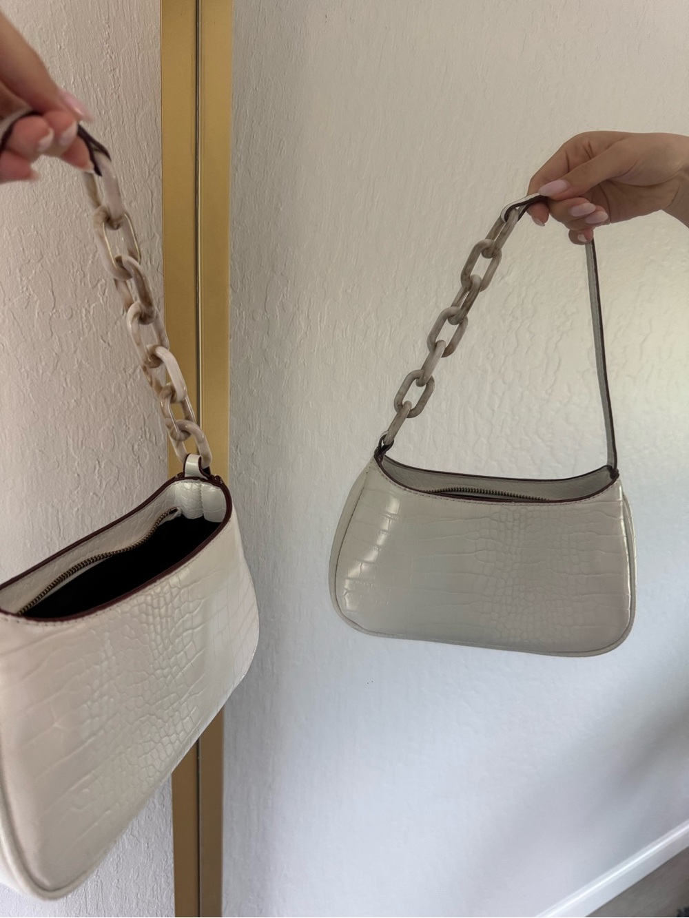 Croc-Embossed Cream Shoulder Bag with Resin Chain Strap